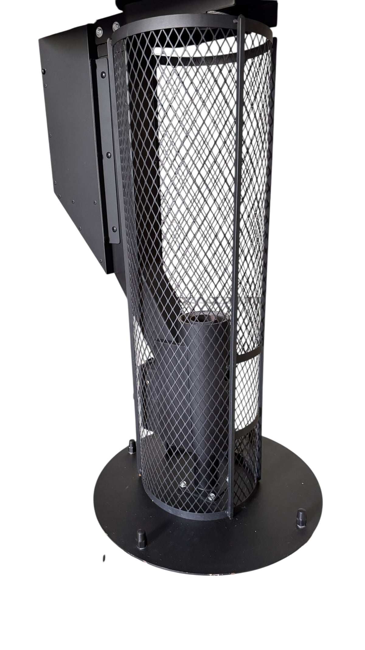 Protection grillagée pour chauffage Vertifire 220 — photo sur fond blanc