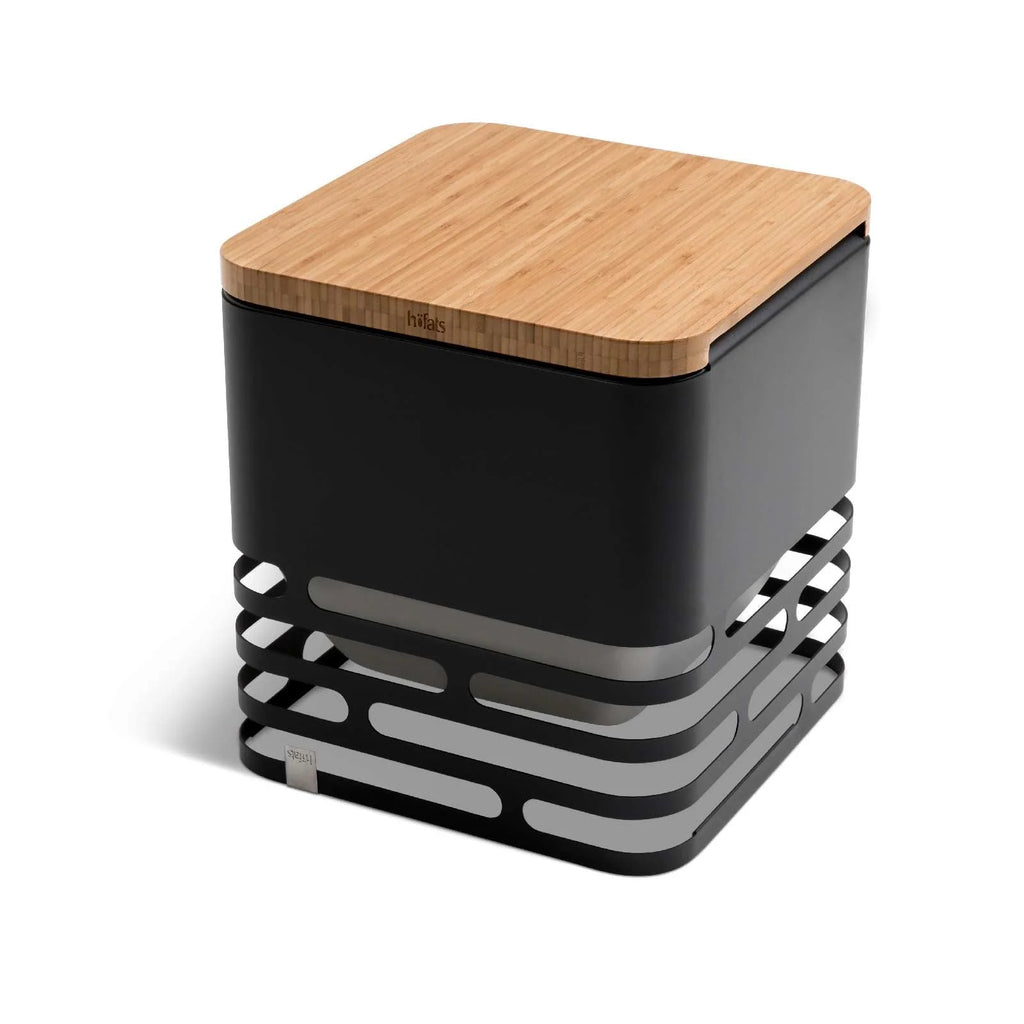 Tabouret carré noir et bambou avec cadre en métal