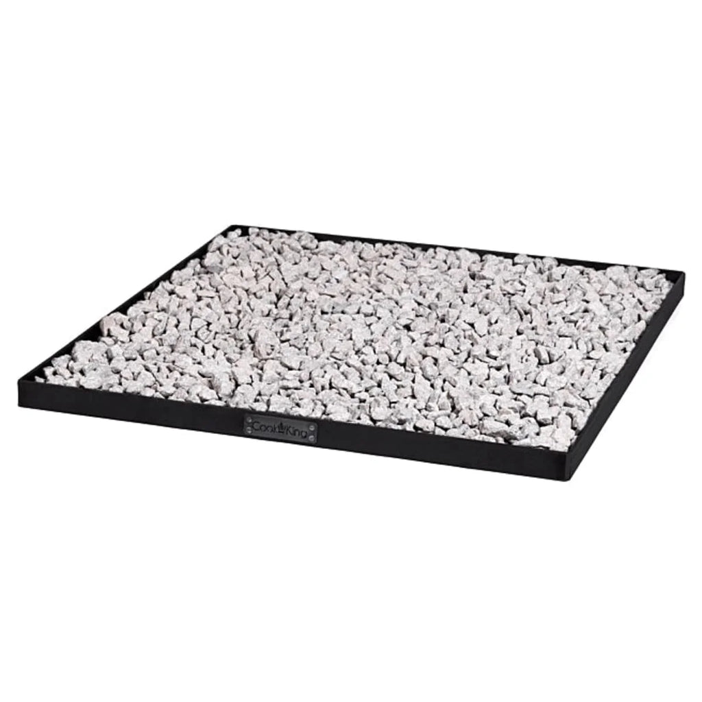 Plateau rectangulaire noir rempli de cailloux blancs, probablement en céramique ou en plastique.