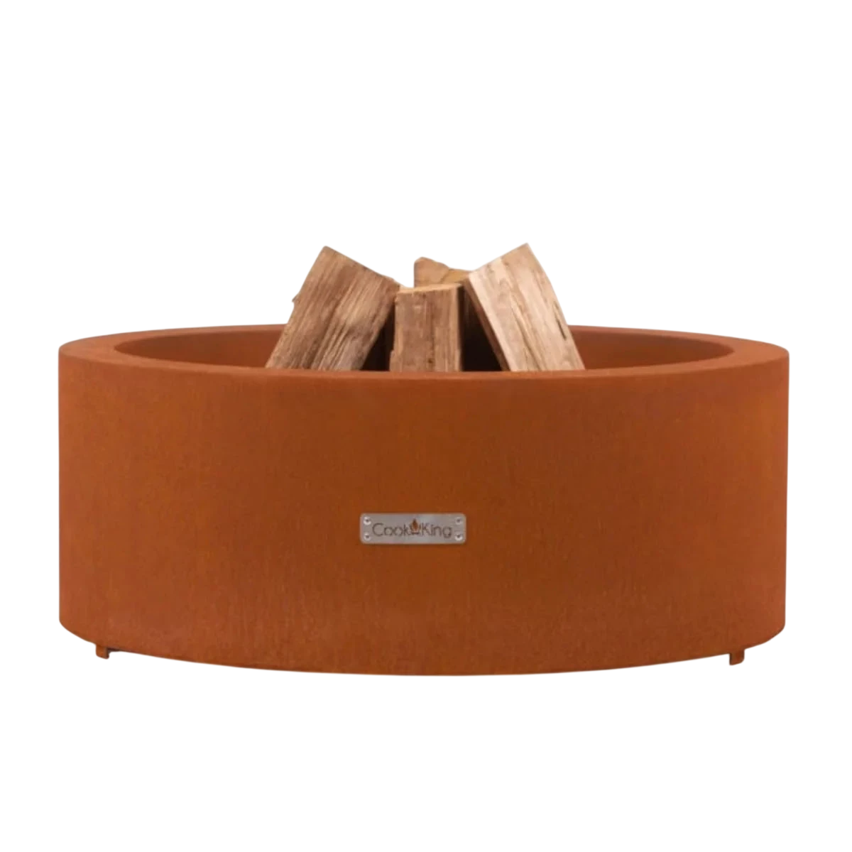 Foyer de feu en terre cuite avec des bûches de bois à l’intérieur, conçu pour un usage extérieur.
