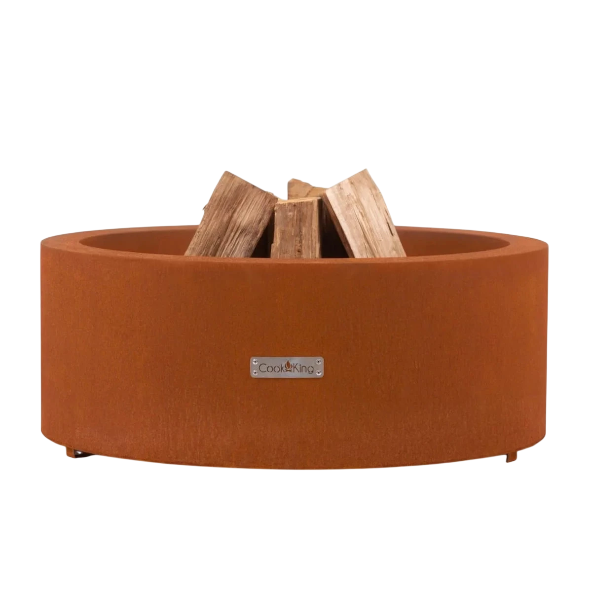 Foyer de feu en terre cuite avec des bûches en bois à l’intérieur, conçu pour une utilisation en extérieur.