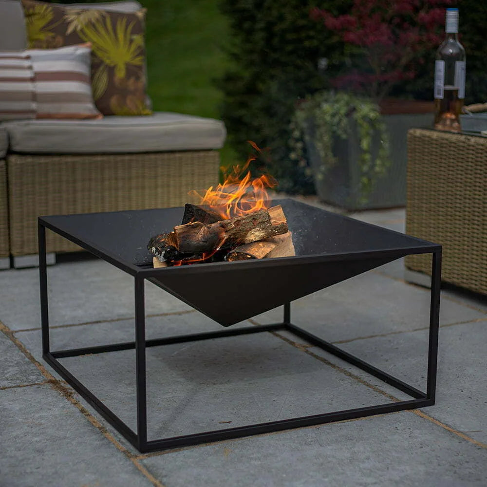 Brasero acier noir carré 60 cm design géométrique CAIRO