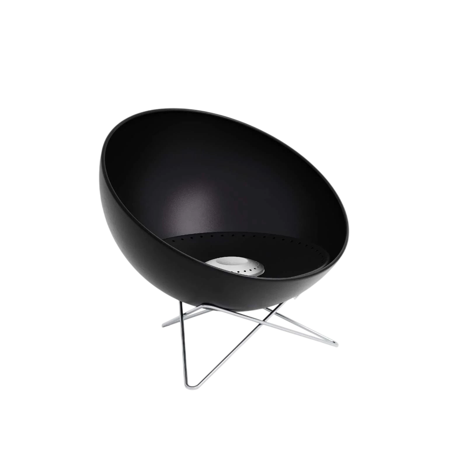 Fauteuil noir en forme d’œuf avec pieds chromés, design moderne.