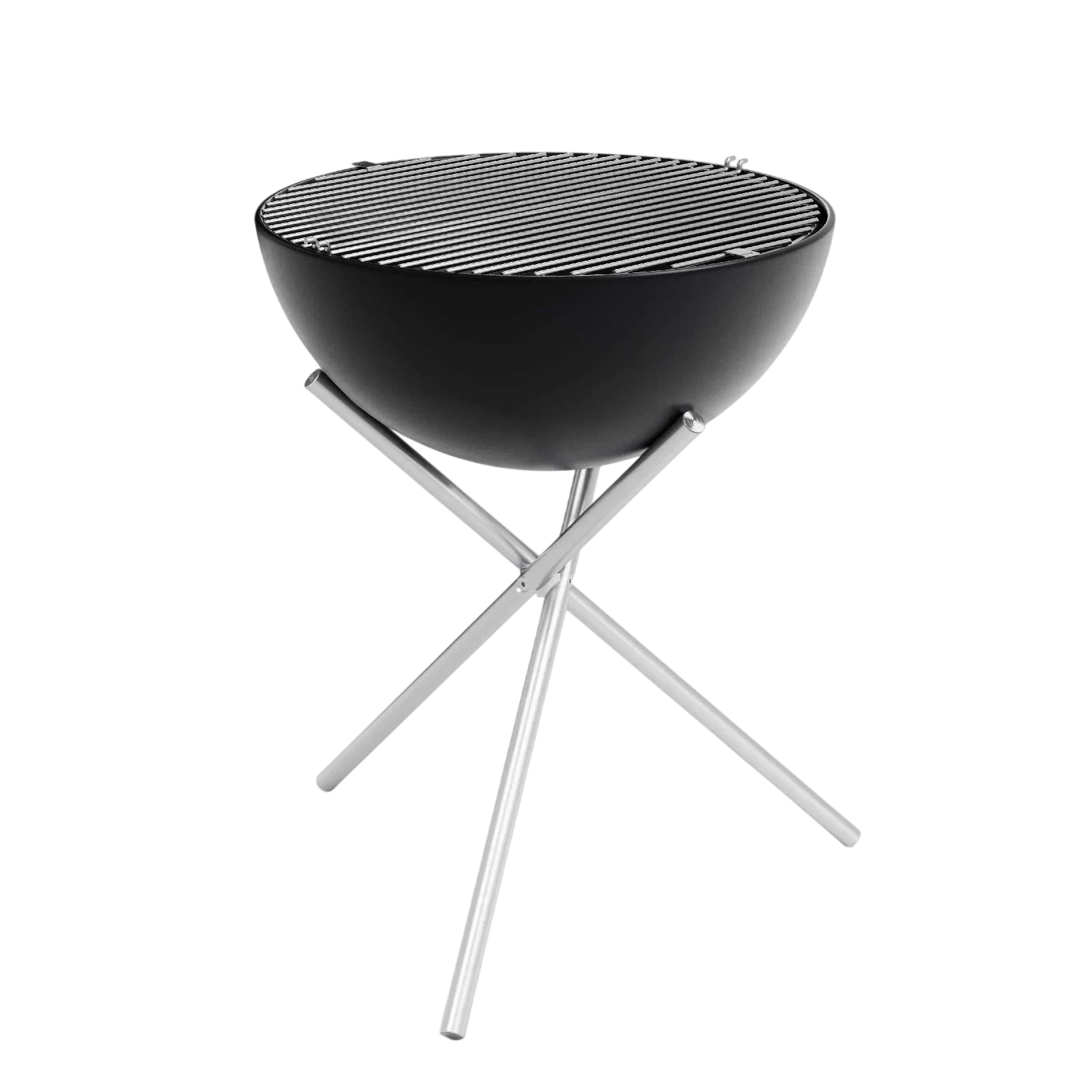 Barbecue au charbon rond noir avec trépied en argent, marque Weber.