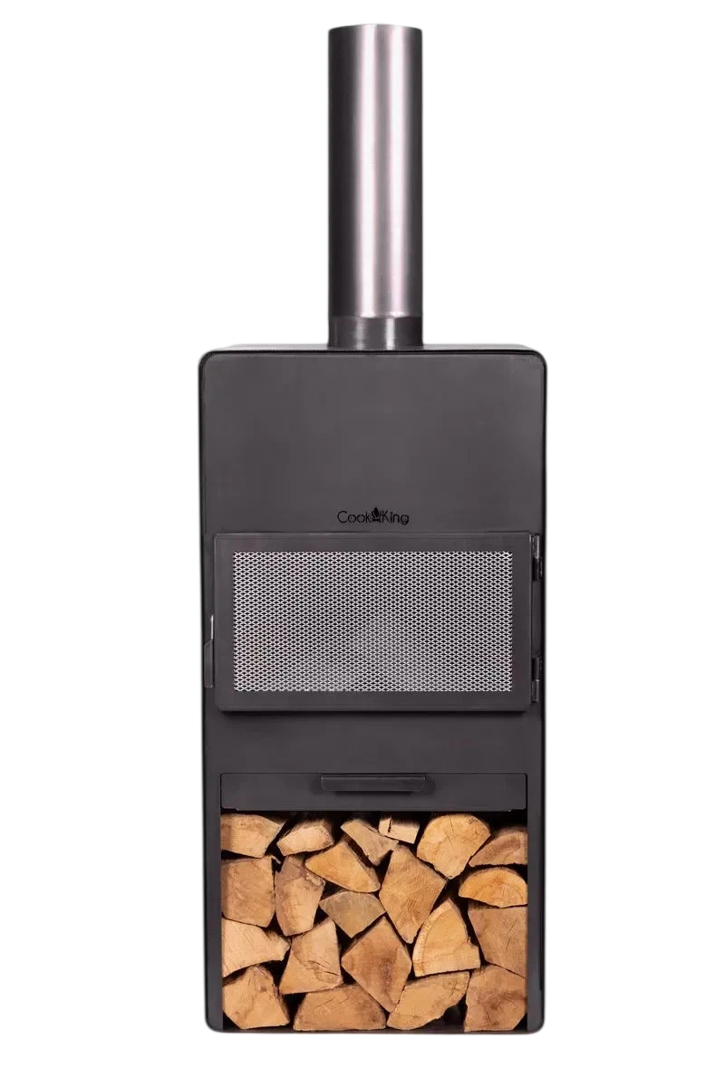 Poêle à bois noir avec cheminée argentée et compartiment de rangement pour le bois de chauffage.