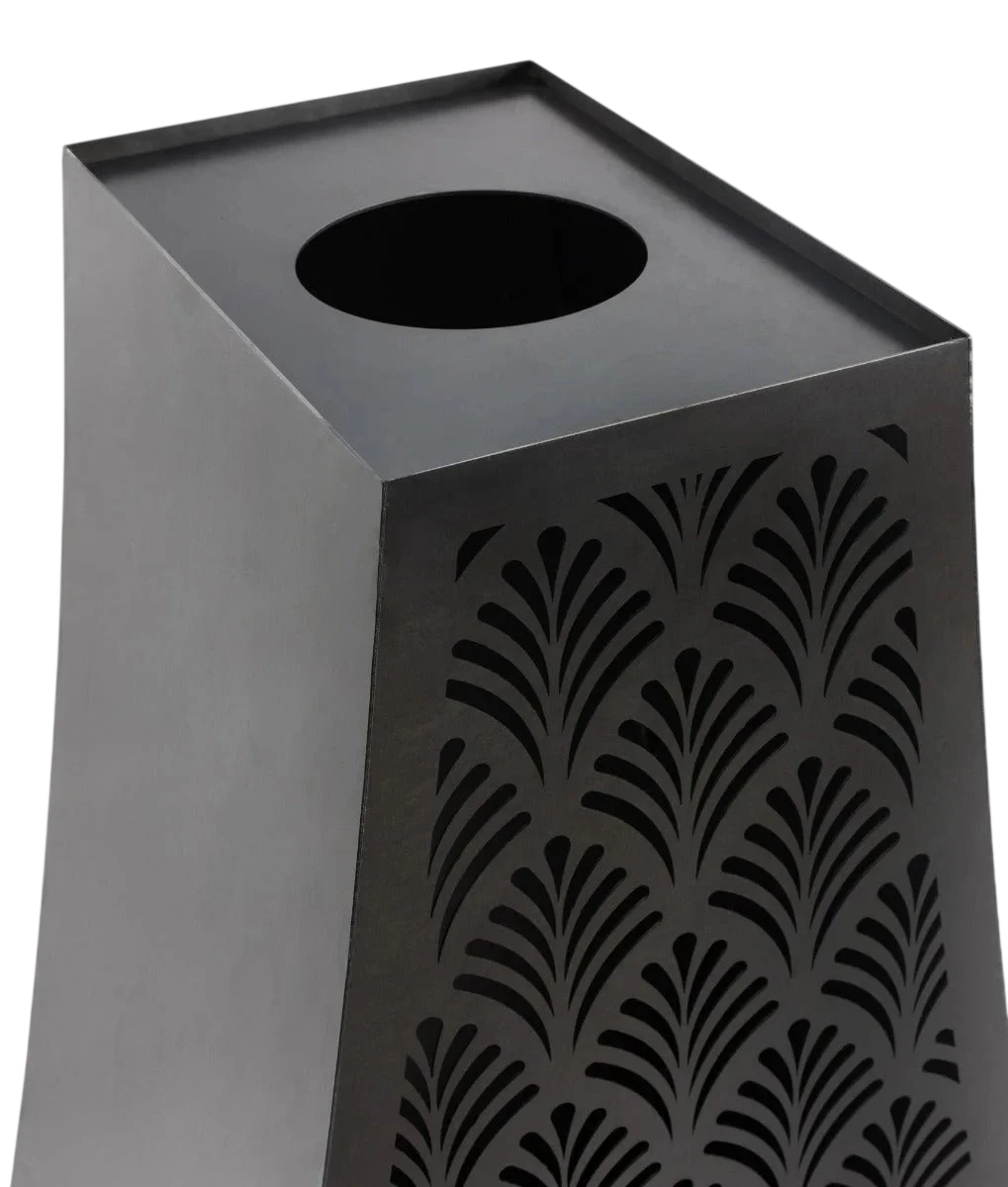 Boîte à mouchoirs en métal avec motif floral noir et ouverture circulaire sur le dessus.