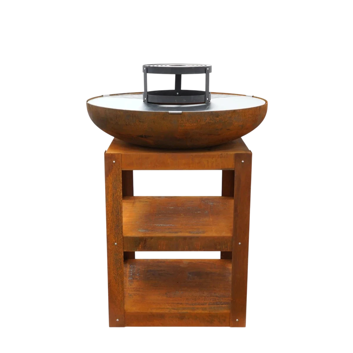 Barbecue extérieur en bois avec dessus en bol métallique et couvercle noir, couleur marron.