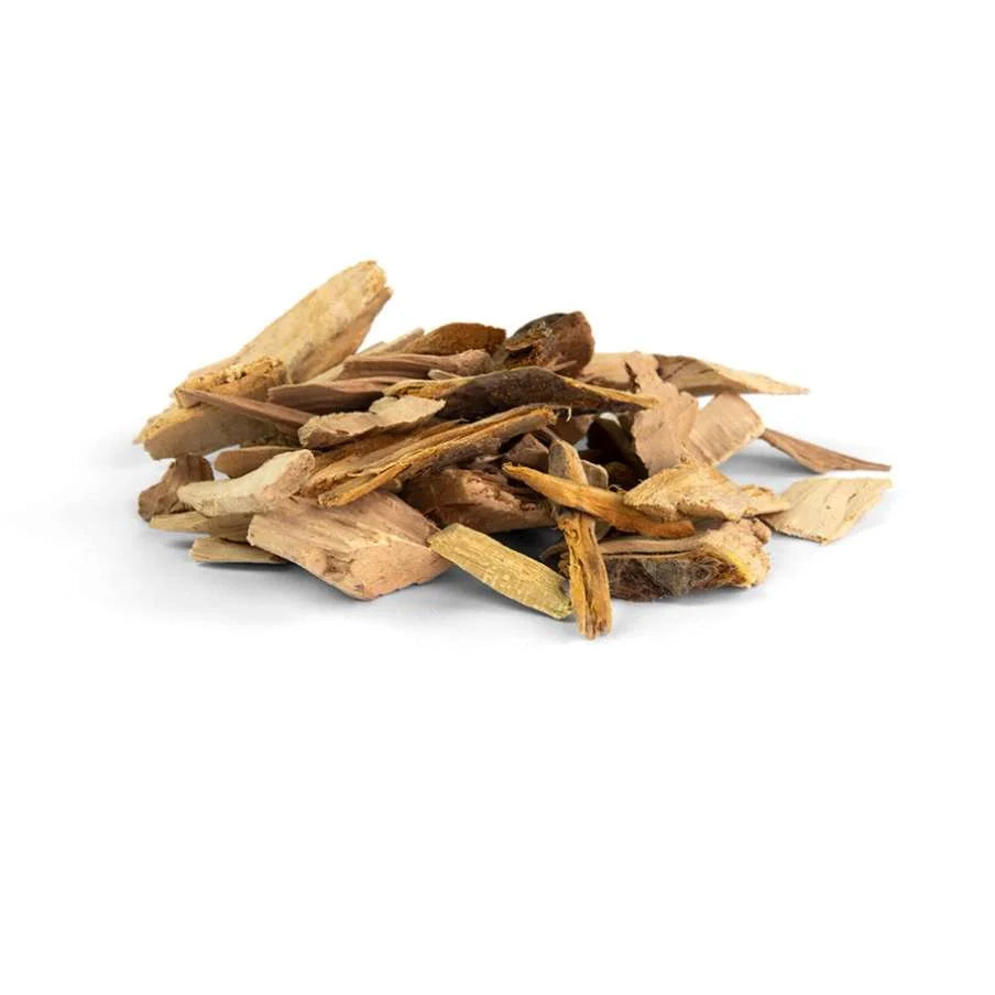 Chips de champignons séchés aux tons de brun et de beige, fabriqués à partir de champignons naturels.