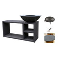 Bol en acier noir pour foyer de feu avec un design élégant et moderne repose sur un support extérieur gris foncé assorti.