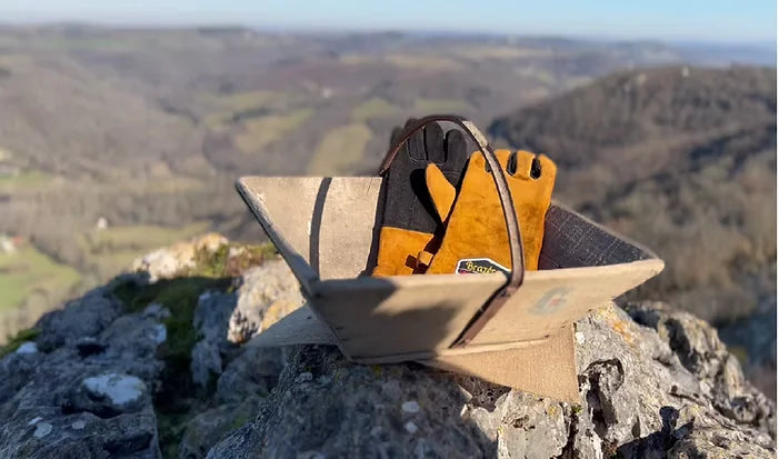 Gants de cuisson cuir longs résistants avec caddy pliable beige et gant dedans
