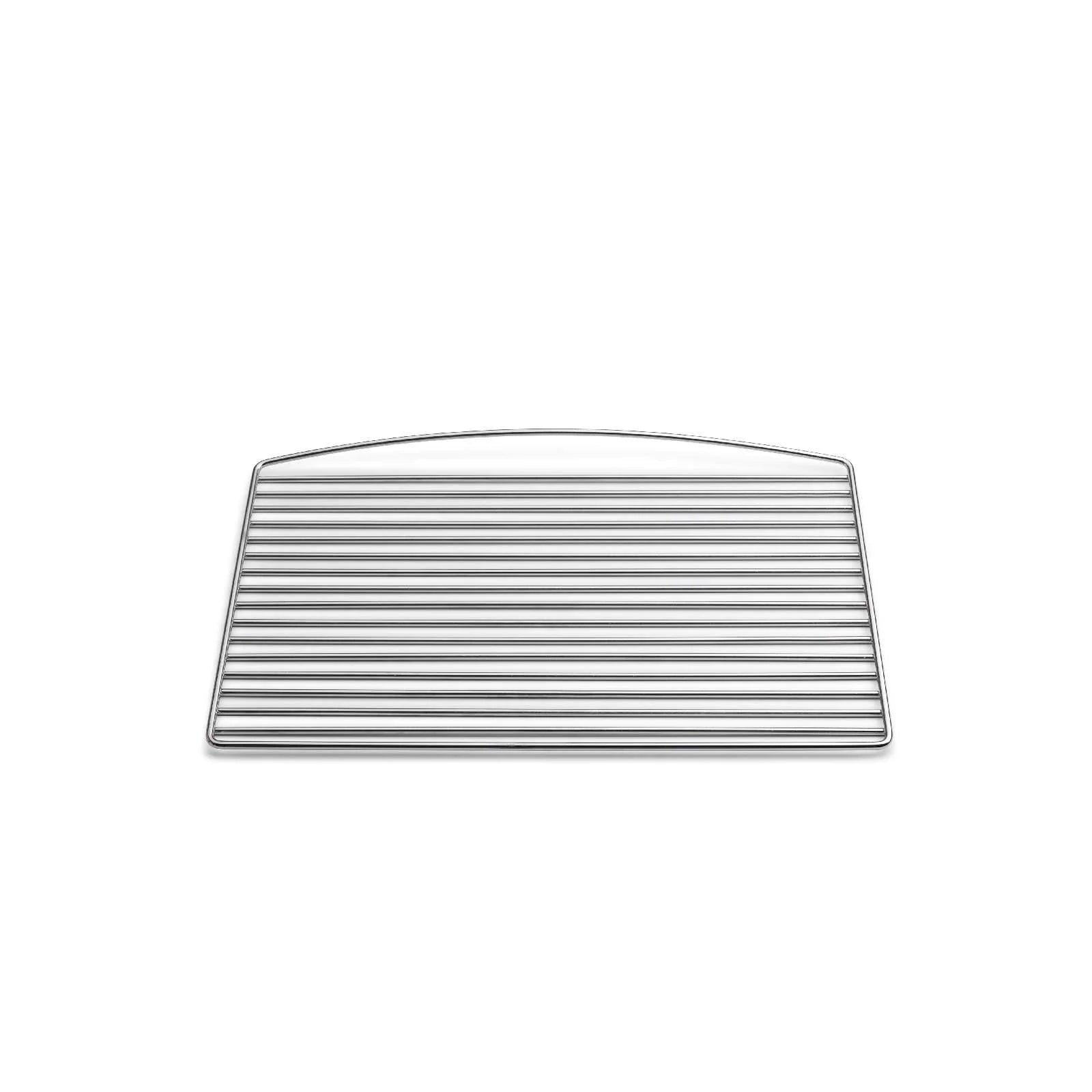 Grille en acier inoxydable avec bords courbés et lattes horizontales pour une distribution uniforme de la chaleur.