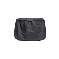Couverture en tissu noir froissé conçue pour s’adapter sur un équipement.