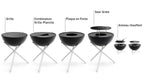 Barbecue portable noir et argent avec grilles interchangeables, incluant une grille de saisie et un anneau de réchauffage.