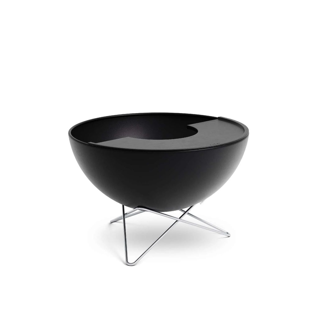 Bol en laque noire sur trépied chromé, design moderne.