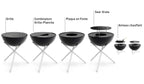 Barbecue portable noir et argent avec surfaces de cuisson interchangeables, incluant une grille de saisie et un anneau de réchauffage.