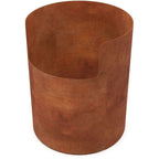 Chaîne de portefeuille cylindrique en cuir marron avec une surface texturée et des accents métalliques.
