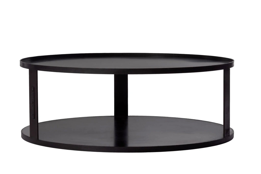 Table basse ronde noire avec deux étagères et un design minimaliste.